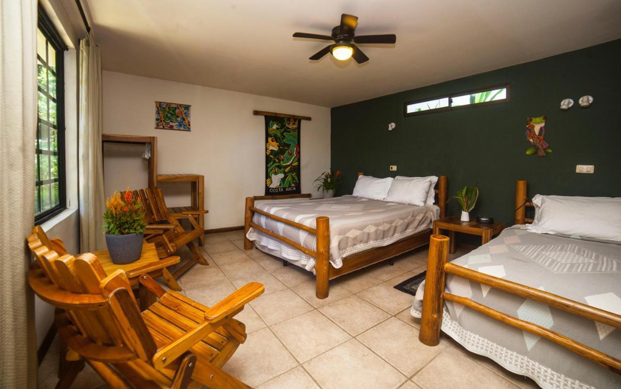 Bed & Breakfast Pura Vida 4*